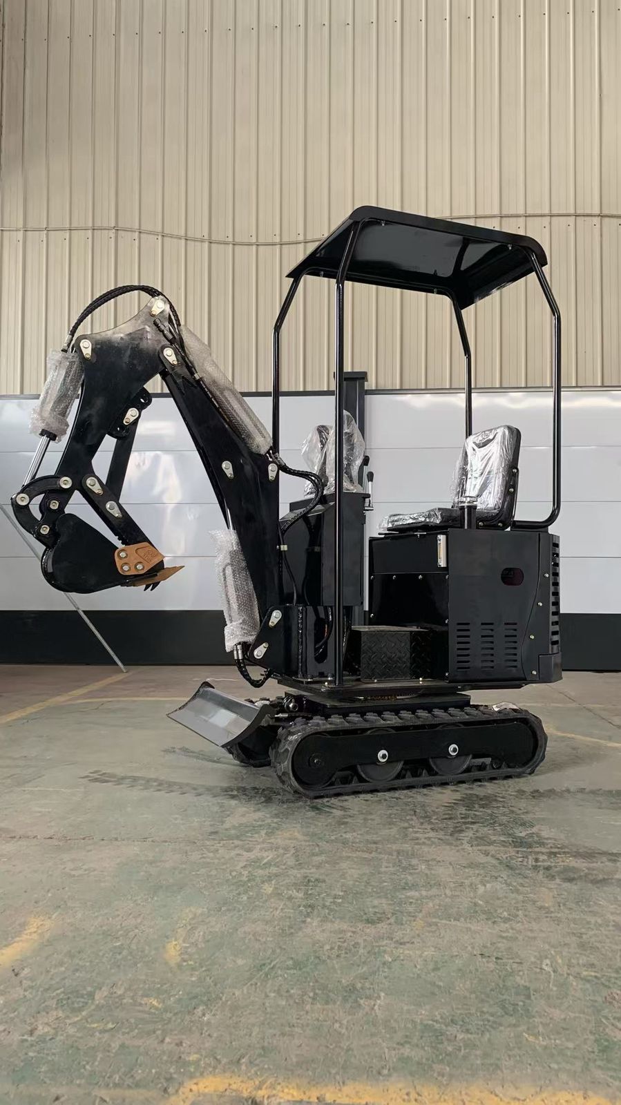 QH09 0.9 Ton Mini Excavator