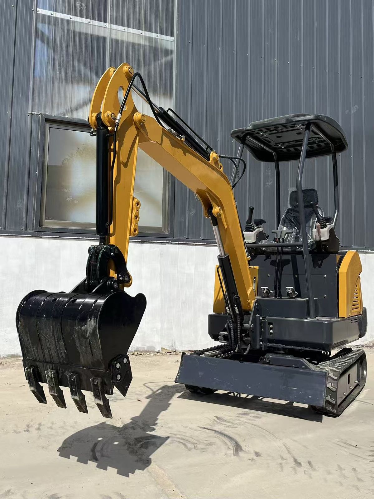 QX20 2.0 Ton Mini Excavator