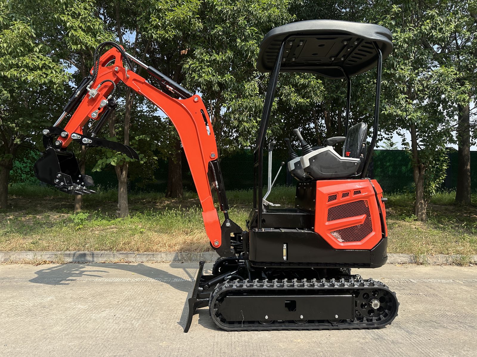 XZ18 1.8 Ton Mini Excavator
